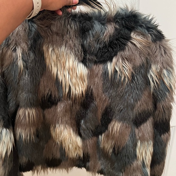 Tri Color Fur - Picture 7 of 7
